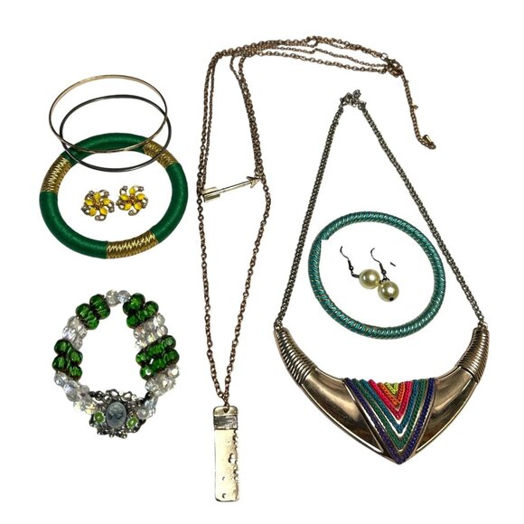 Boho Chic Mixed Jewelry Set Greens Golds - Picture 1 of 6